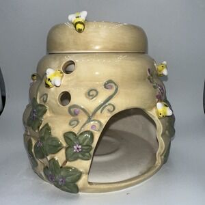 PartyLite Garden Lites Beehive Aroma Melts Warmer Bees Strawberries Ceramic